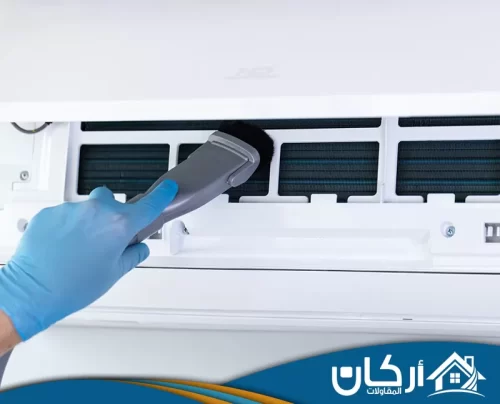 شركة تنظيف مكيفات بالخبر 0558201331 فرشاة تنظيف المكيف تنظيف مكيفات سبليت من الداخل لإزالة الغبار وتحسين اندفاع الهواء